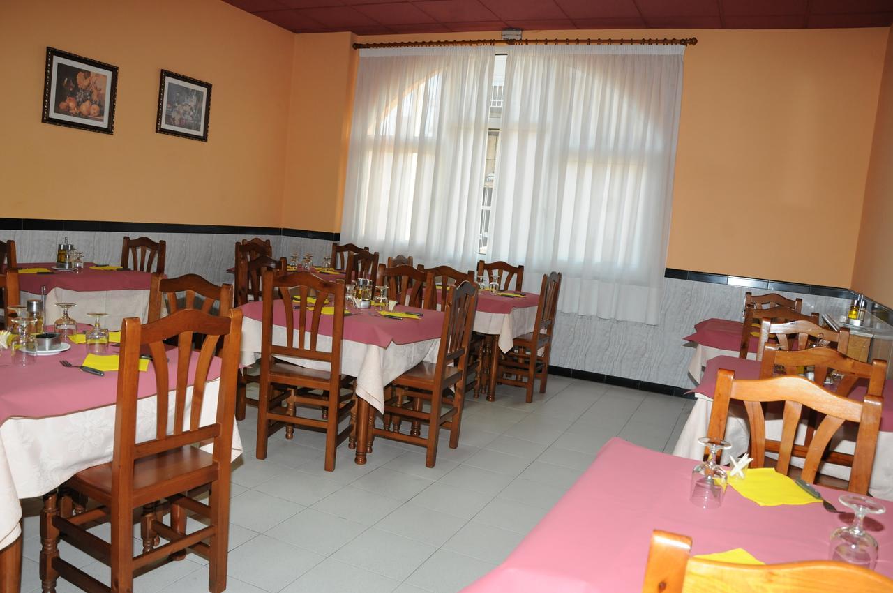 Hostal La Torre II Puente de Domingo Florez Ngoại thất bức ảnh